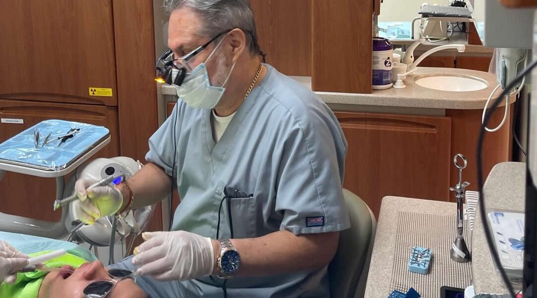 dr luis angel gallardo de gallardo dental center en houston, texas